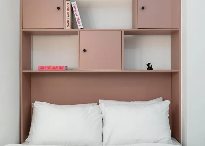 Lupen Suite By Alchemia Parking